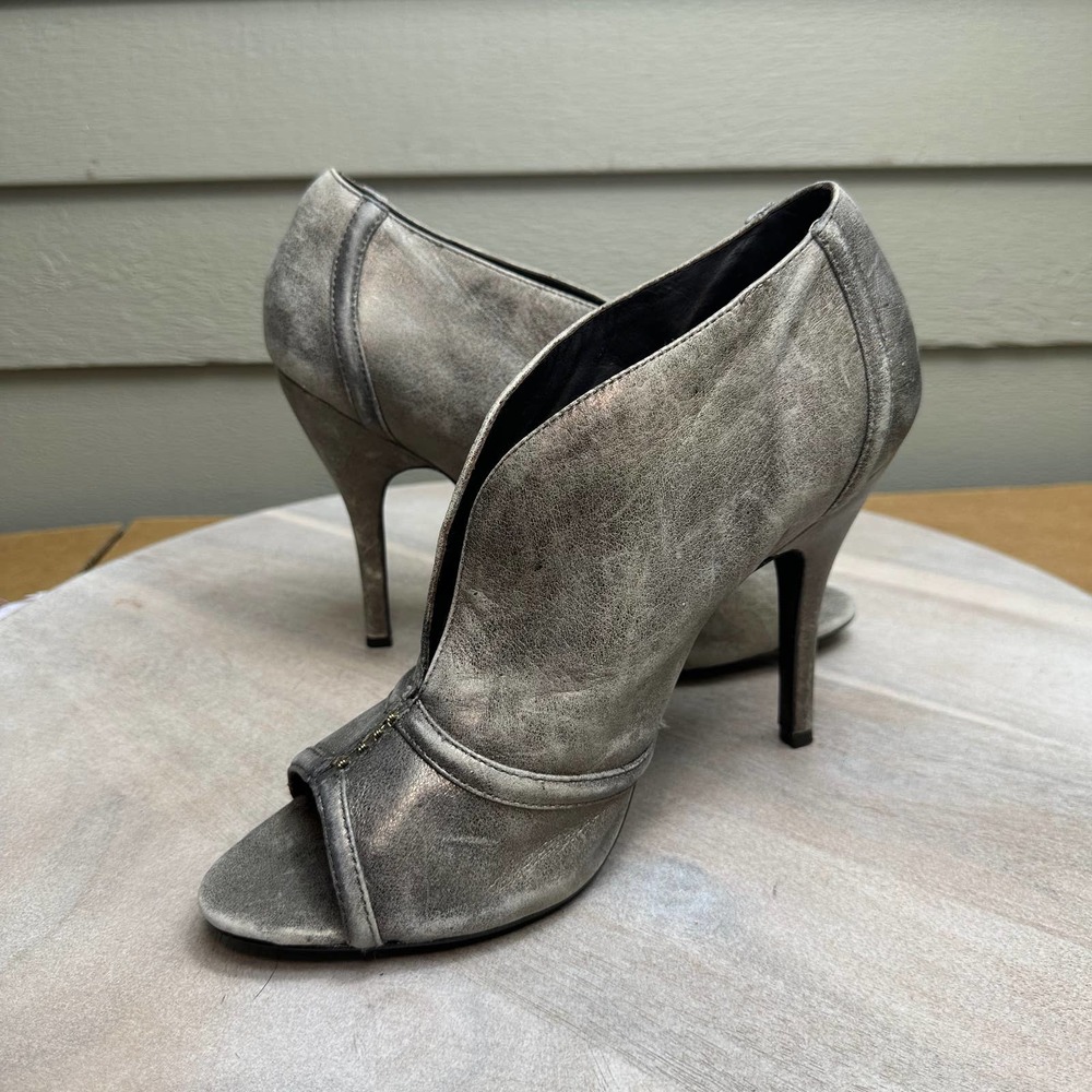 Elizabeth and James Size 9.5 B Metallic Boot Pewter Stiletto Sexy Open Toe